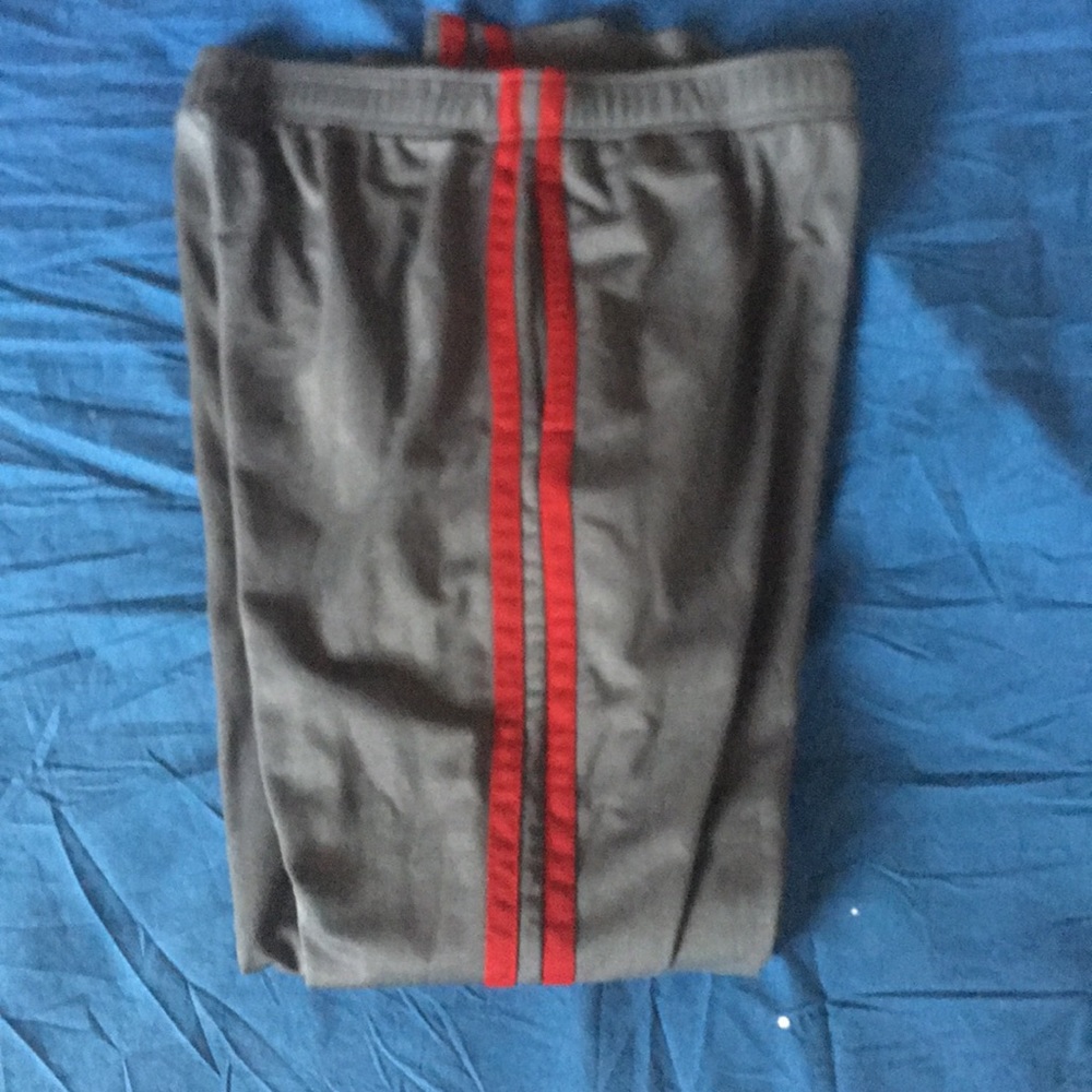 Men M Champion Grey Burgundy piping used